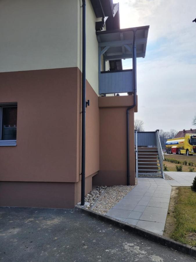 Ferienwohnung Stoisser Mureck Exterior foto